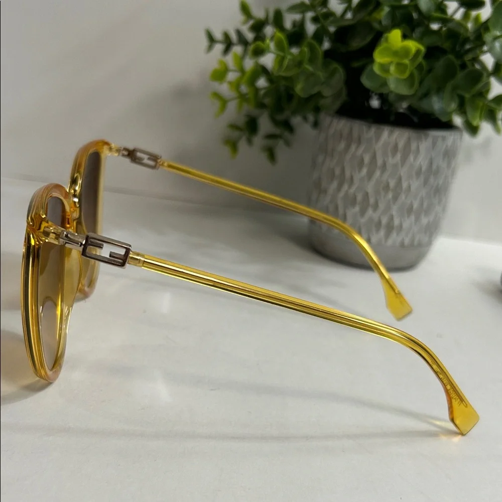 Fendi Gold-Toned Sunglasses - Picture 6 of 17